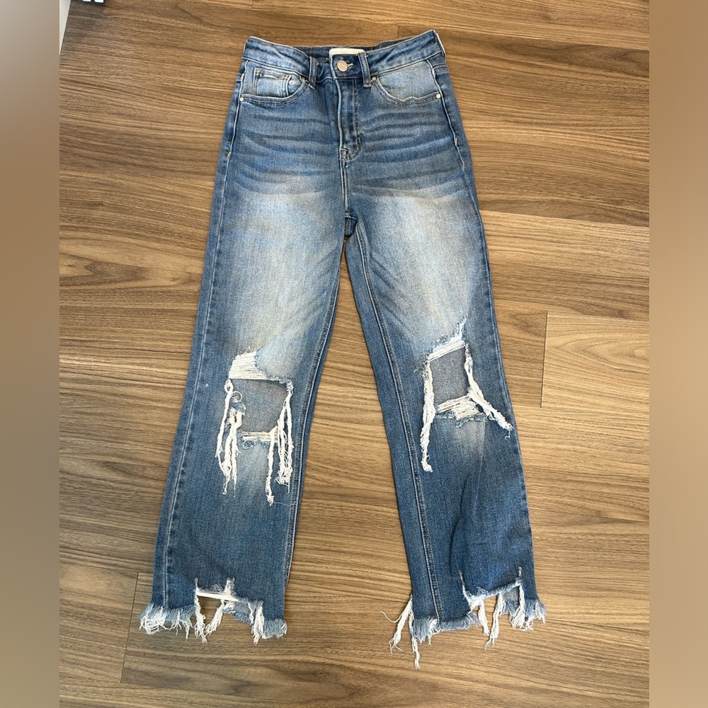 Risen Jeans Los Angeles, size 3/26, distressed straight leg ankle-length jeans